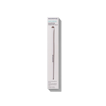 M382 Detail Smudger Eye Brush